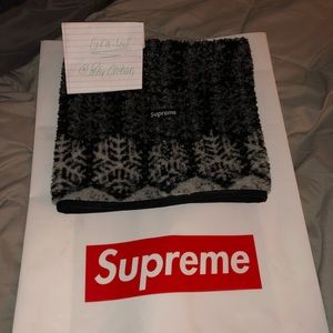 Supreme Snowflake Gaite (Neck Warmer)
